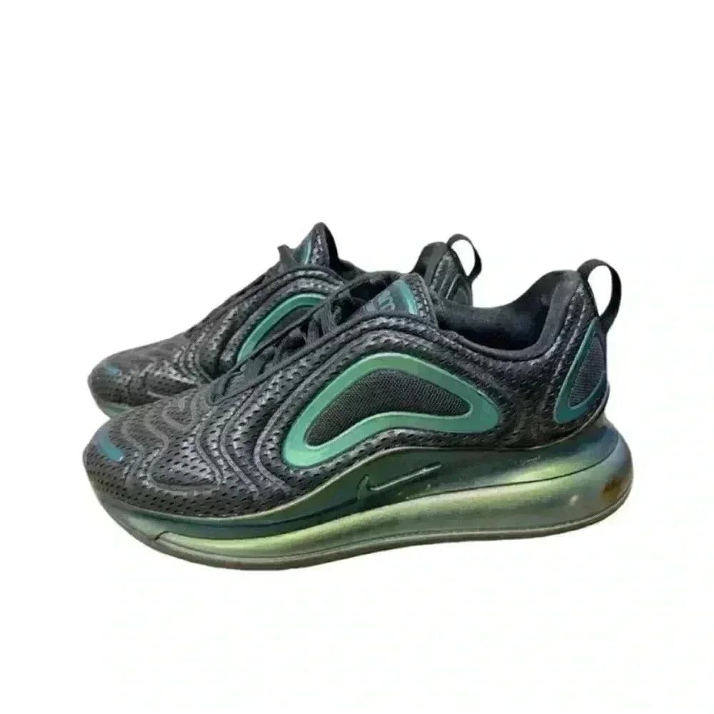 NIKE Air Max 720 Throwback Future (GS) BLACK/ANTHRACITE-LASER FUCHSIA. Sz 7